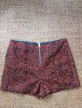 Zara Red Floral Tweed High-Waist Shorts with Front Zip